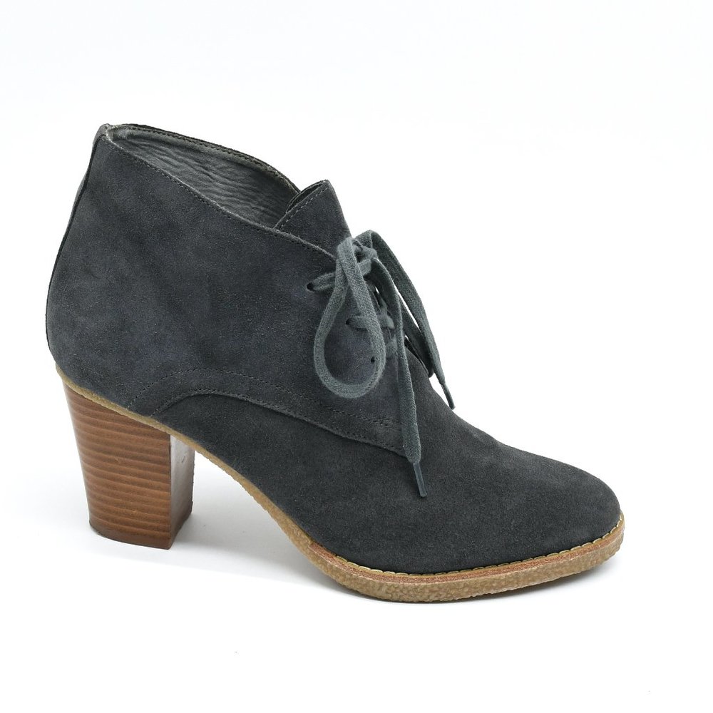 The Gap Grey Suede Lucy Lace Up 10 / 40